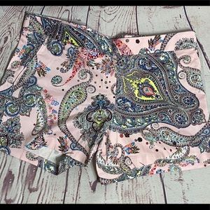 Express dress shorts pink paisley print